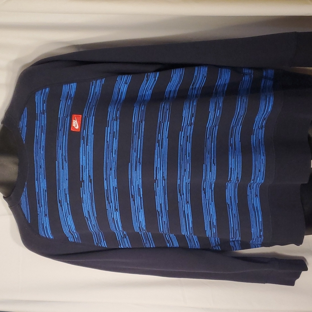Nike XL Crew Sweatshirt